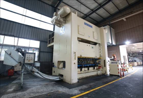 800T闭式双点压力机